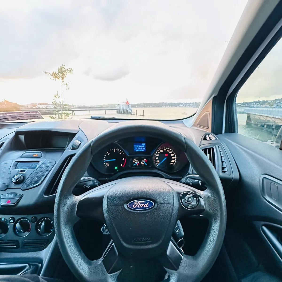 Ford transit van - Image 3