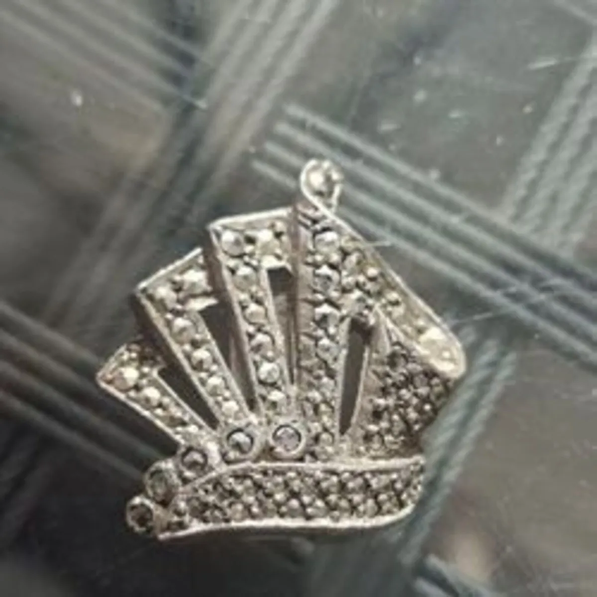 Antique Rhinestone & Silver Scarf Clip - Image 1