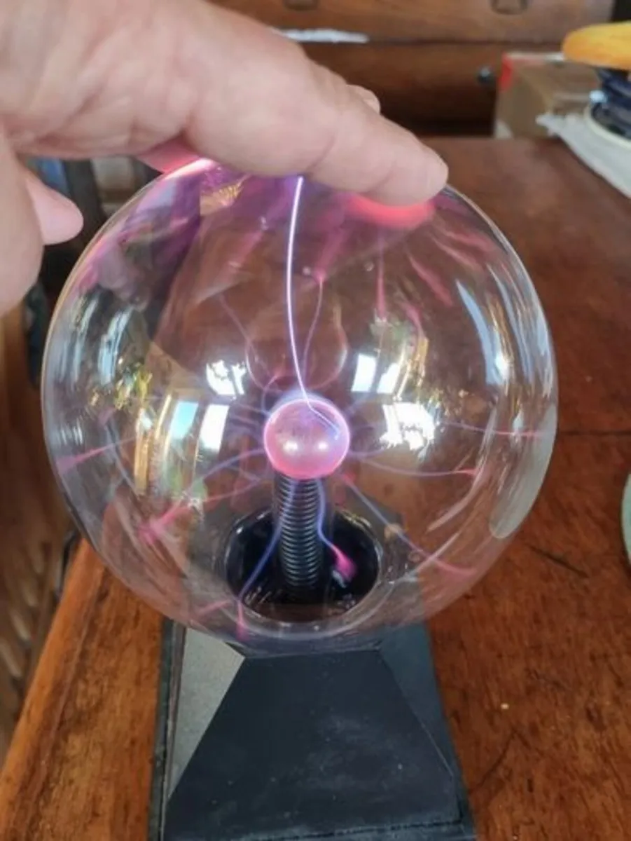 Plasma lamp/plasma ball - Image 2