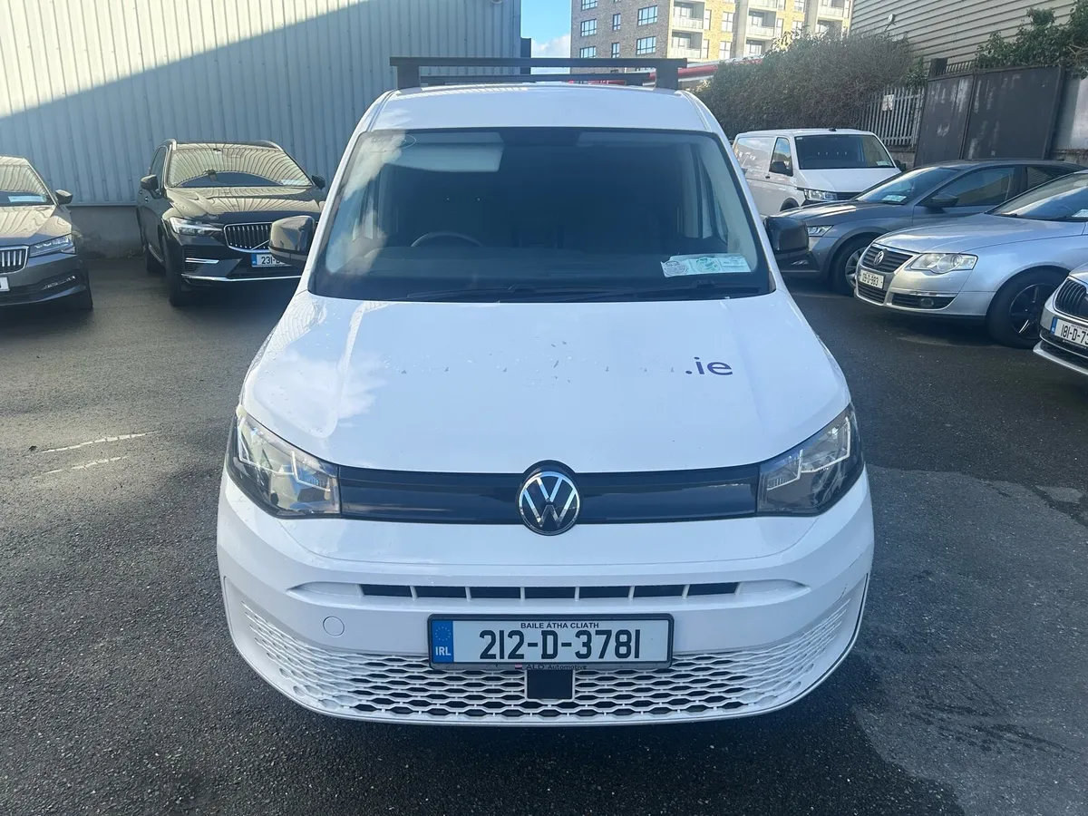 VW Caddy Maxi 2.0 Litre Diesel - Image 1