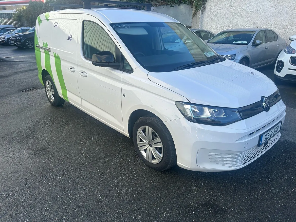 VW Caddy Maxi 2.0 Litre Diesel - Image 2