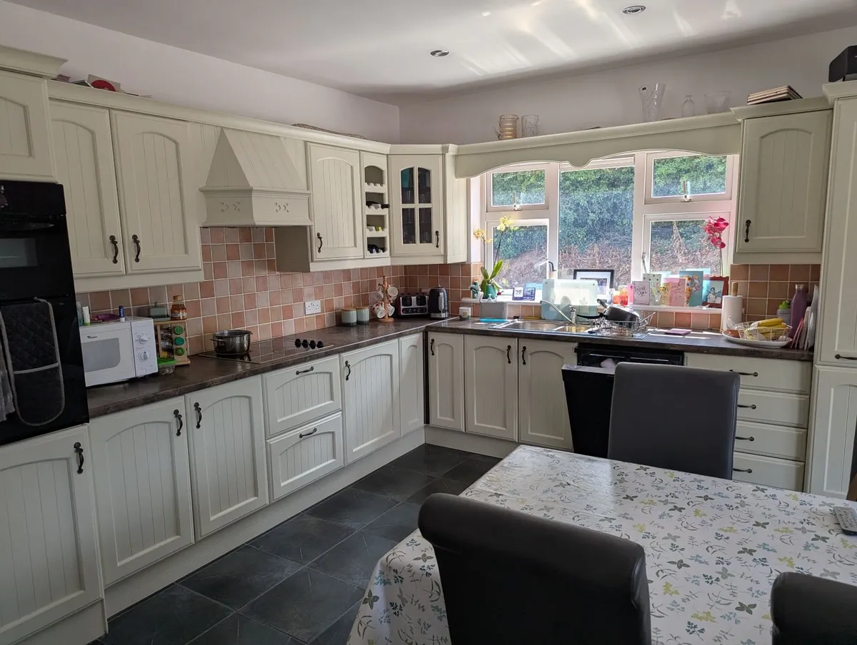 Kitchen - Image 1