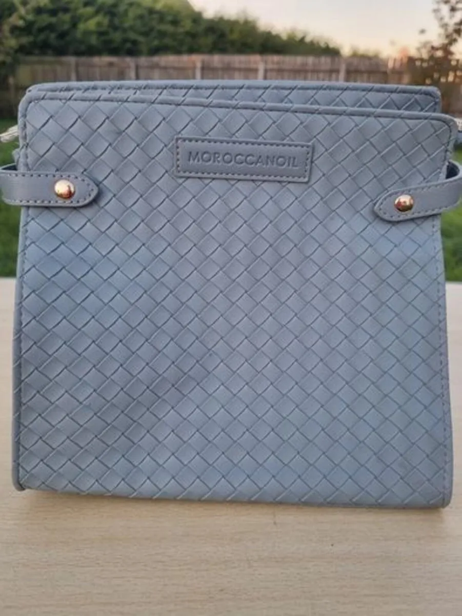 Moroccanoil brand cosmetic bag - Image 2