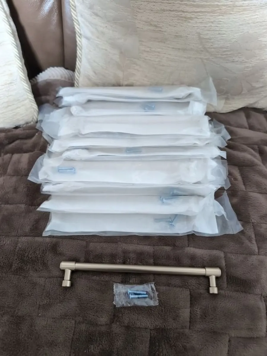 handles