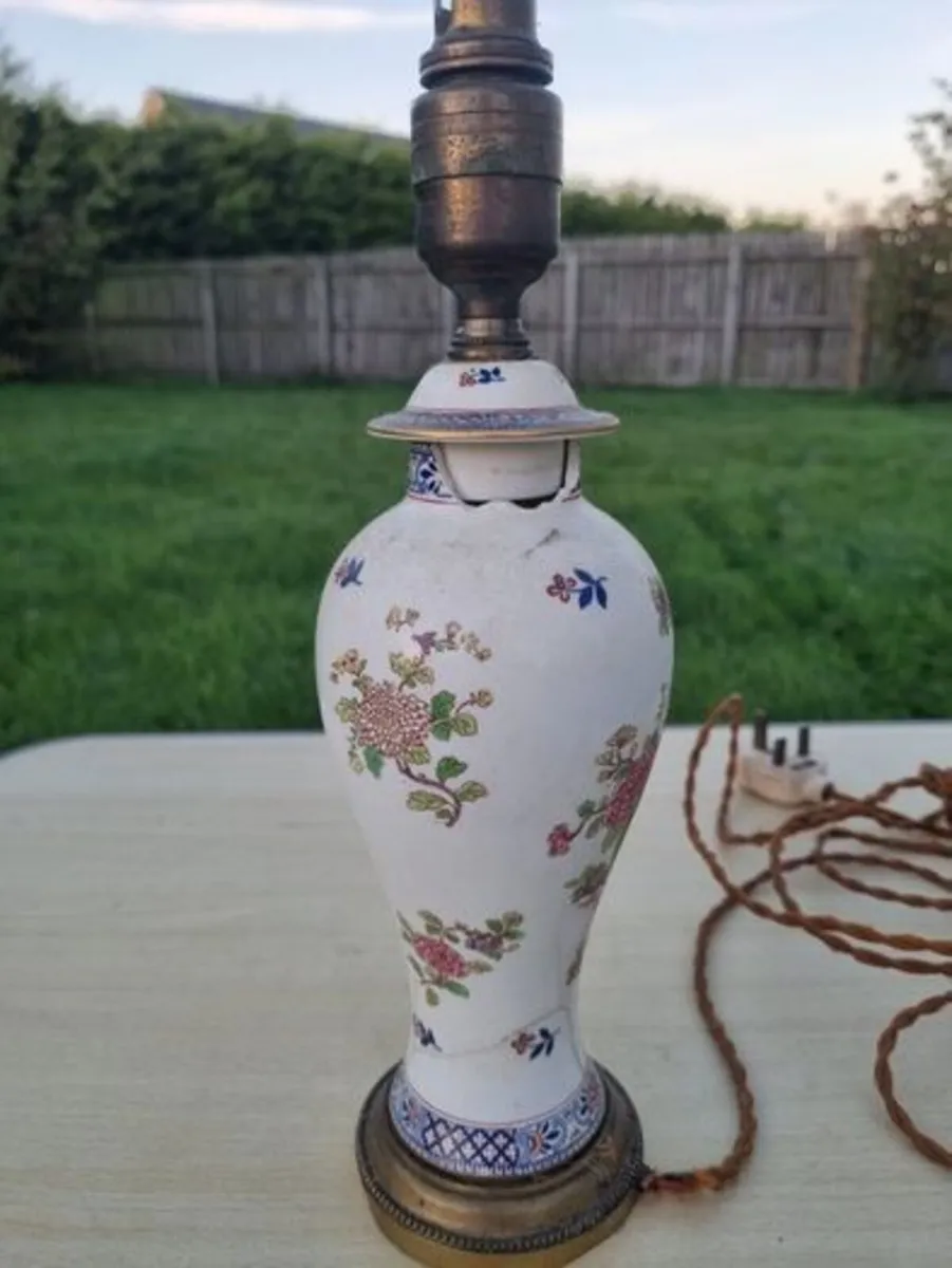 Chinoiserie porcelain table lamp - Image 4