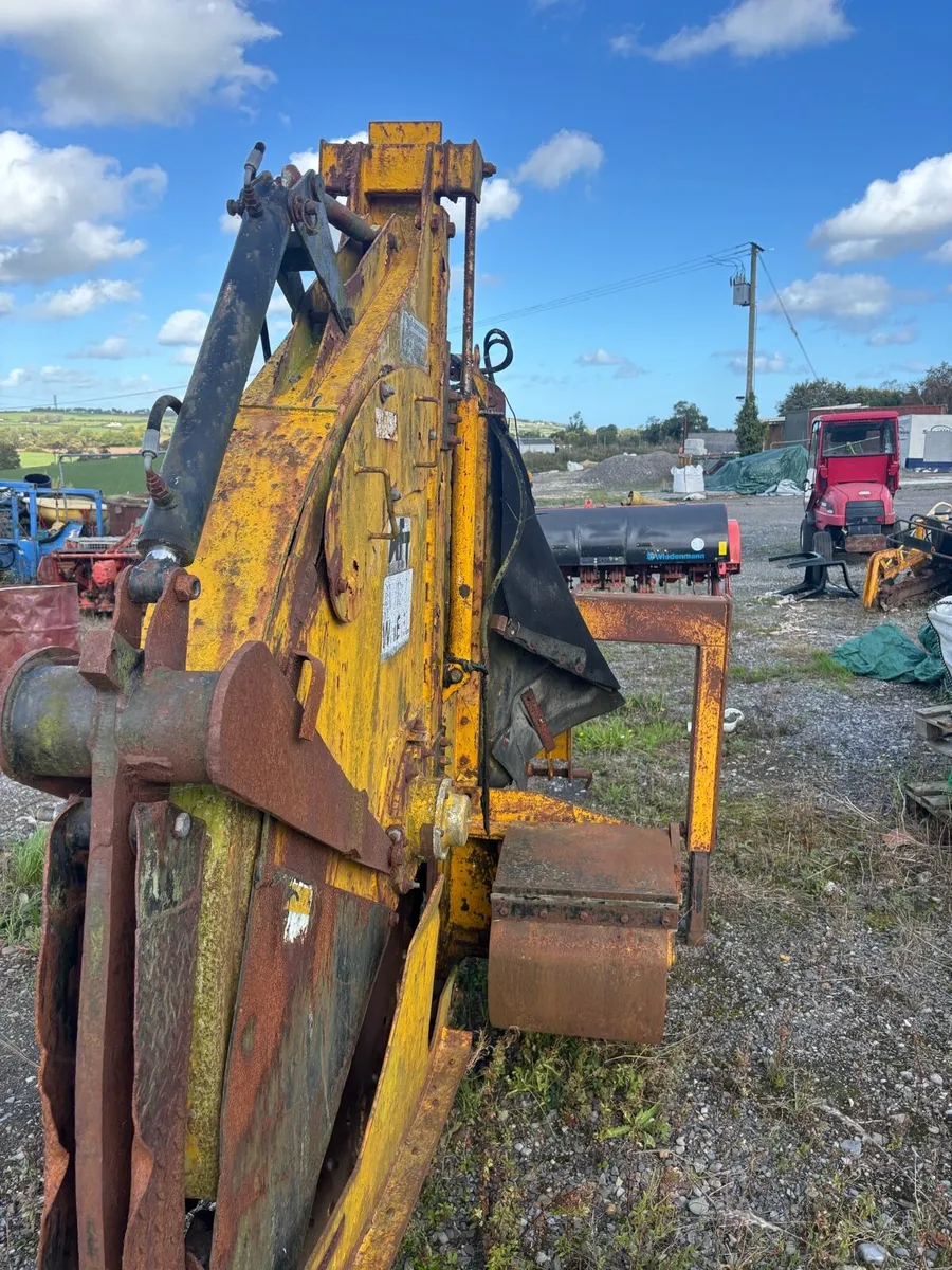Drainage trencher - Image 1