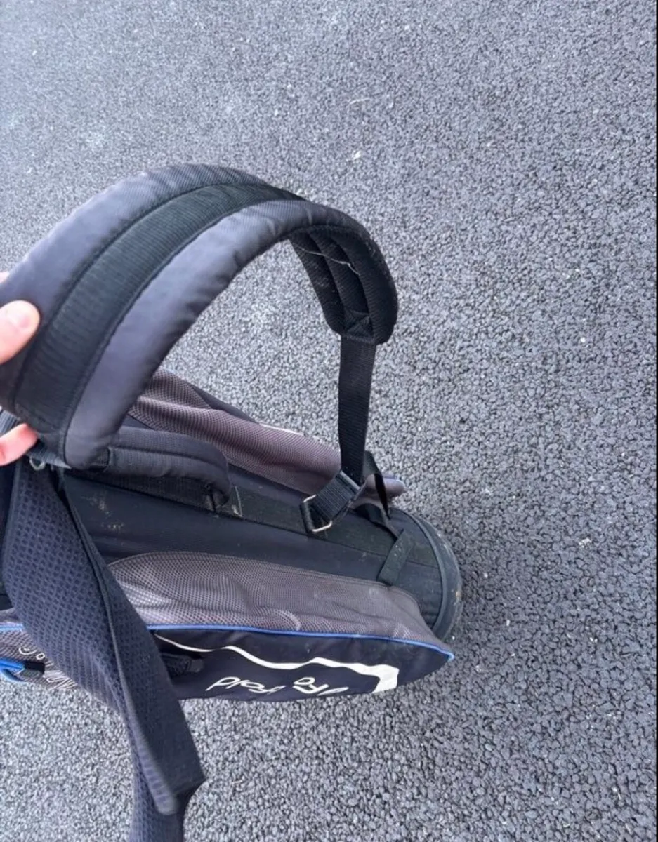 Golf bag and golf trolley - Image 4