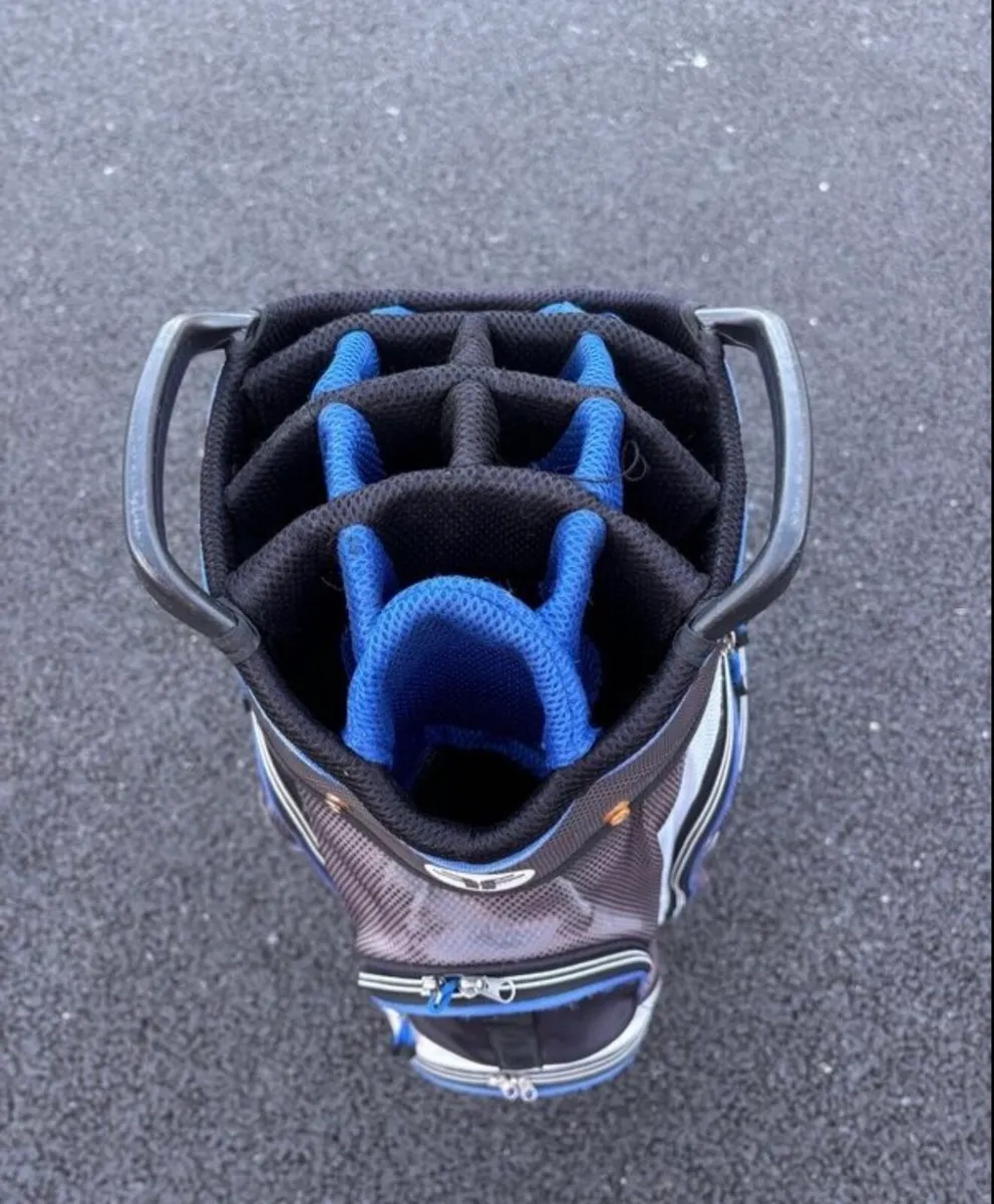 Golf bag and golf trolley - Image 3