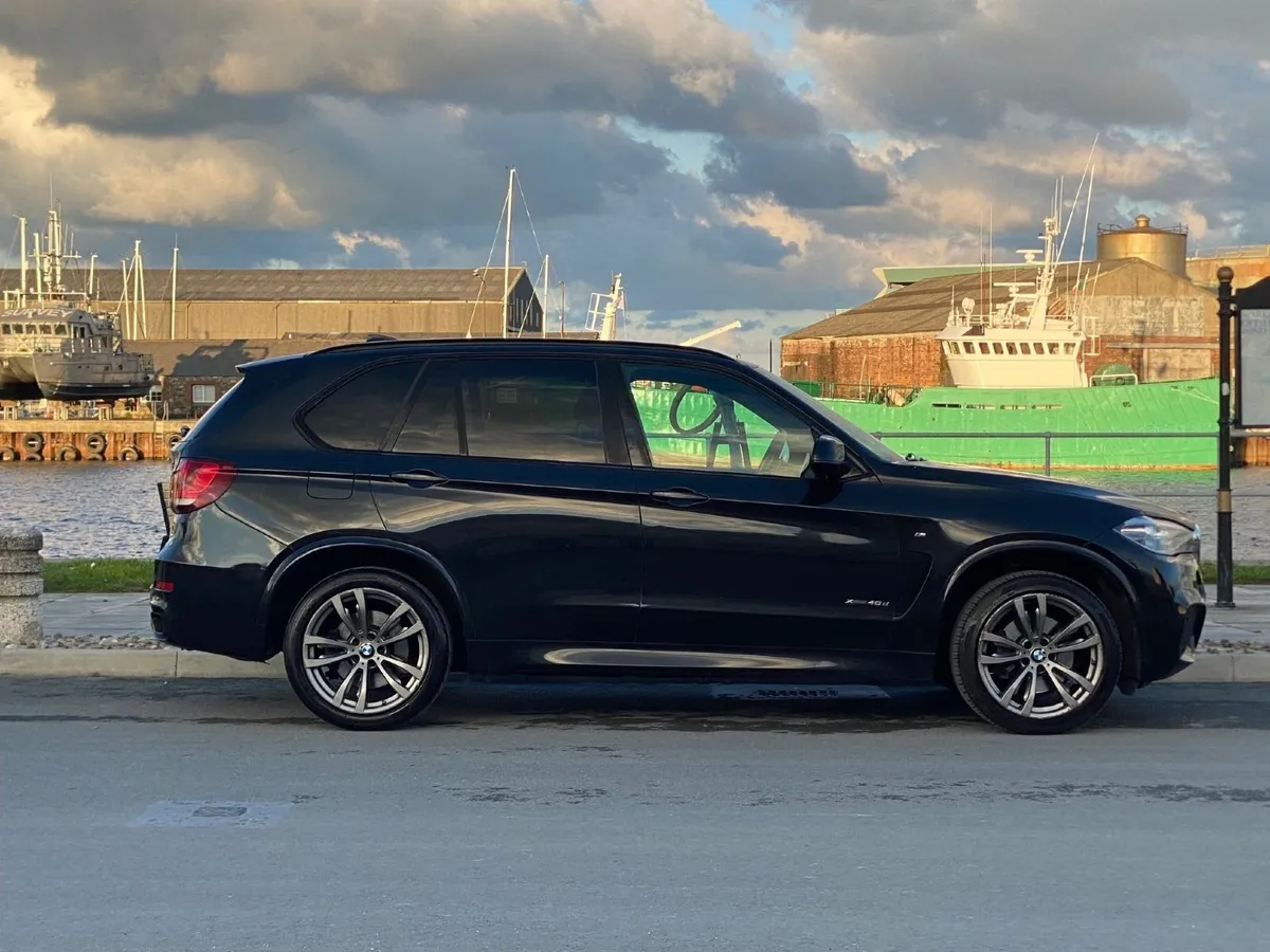 BMW X5 2015 3.0 Commercial. - Image 3
