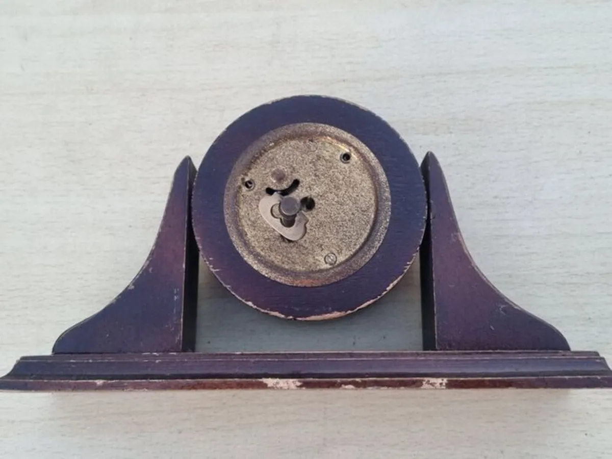 Antique, small desk clock - Image 3