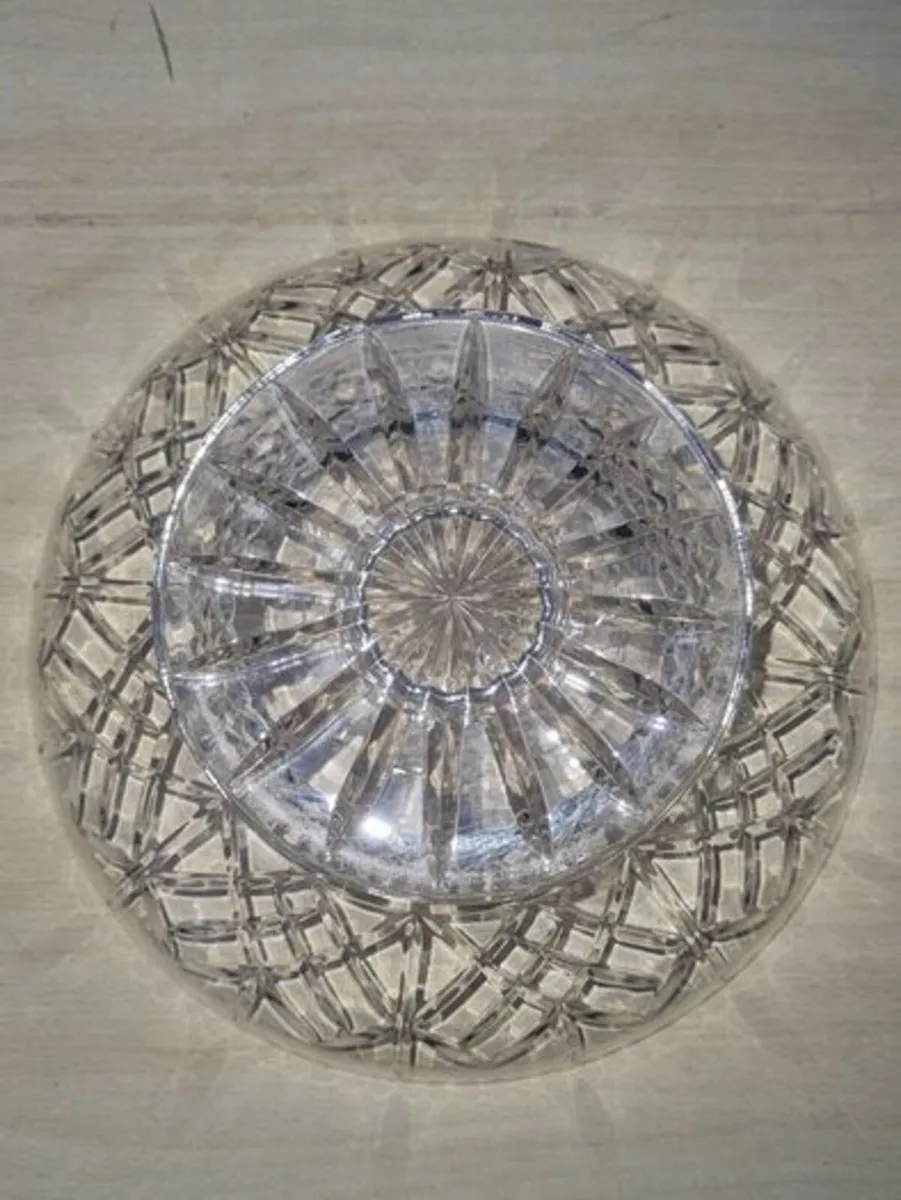 Bohemian crystal pedestal bowl - Image 4