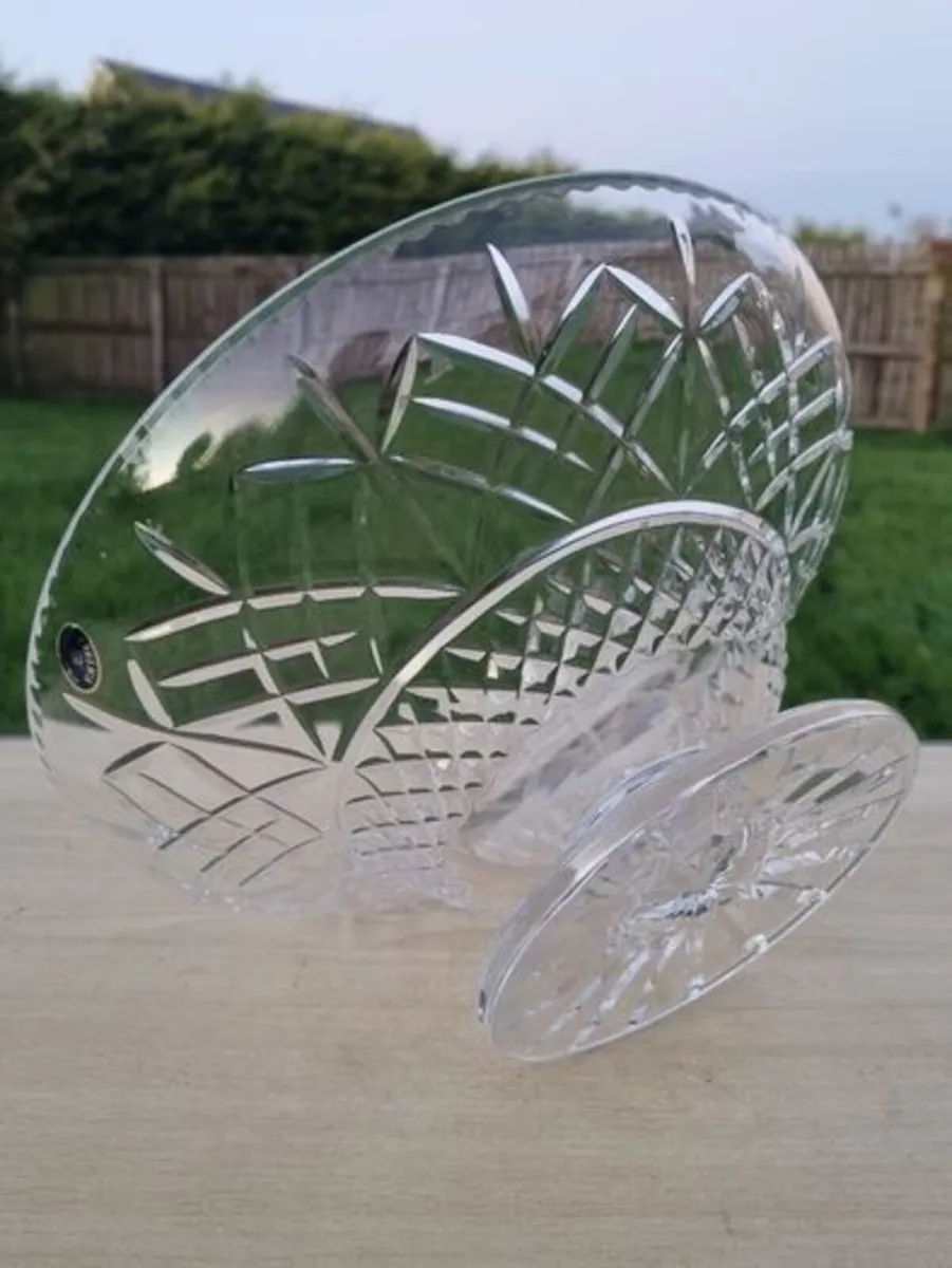 Bohemian crystal pedestal bowl - Image 3