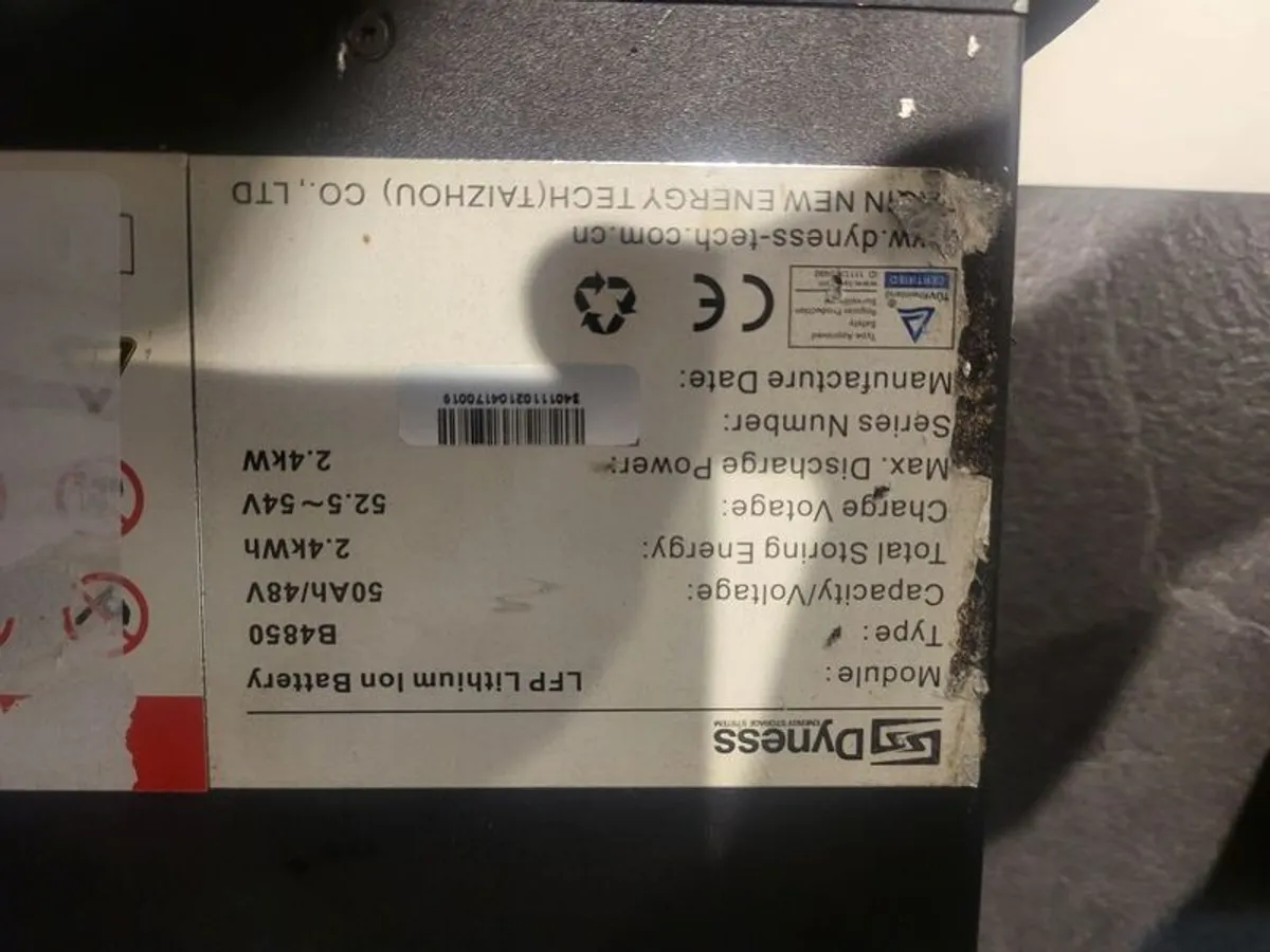 Sofar 5.5kW Hybrid Solar Inverter & Dyness 2.4kWh Battery - Image 1