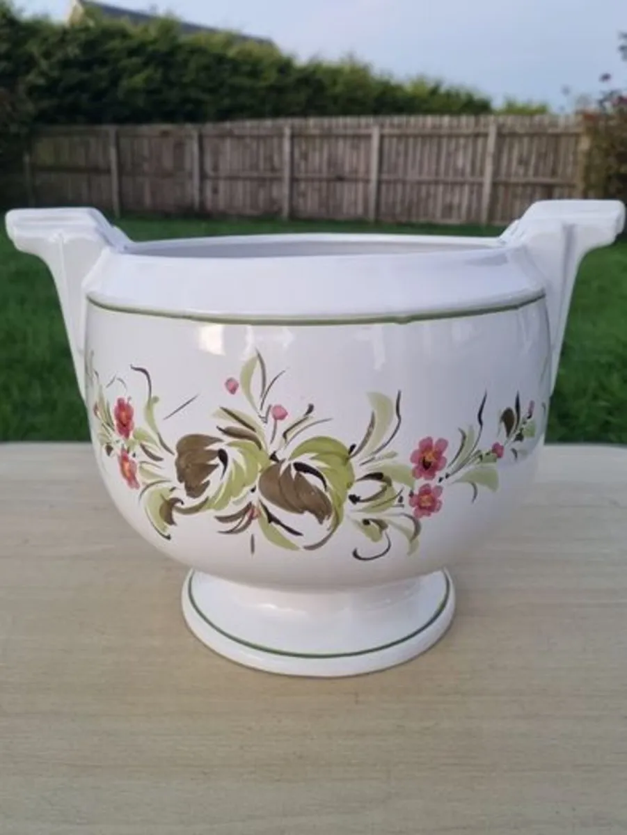 Art Deco style large ceramic soup tureen - Image 1