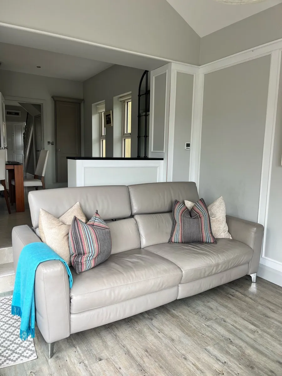 Sofa - Image 2