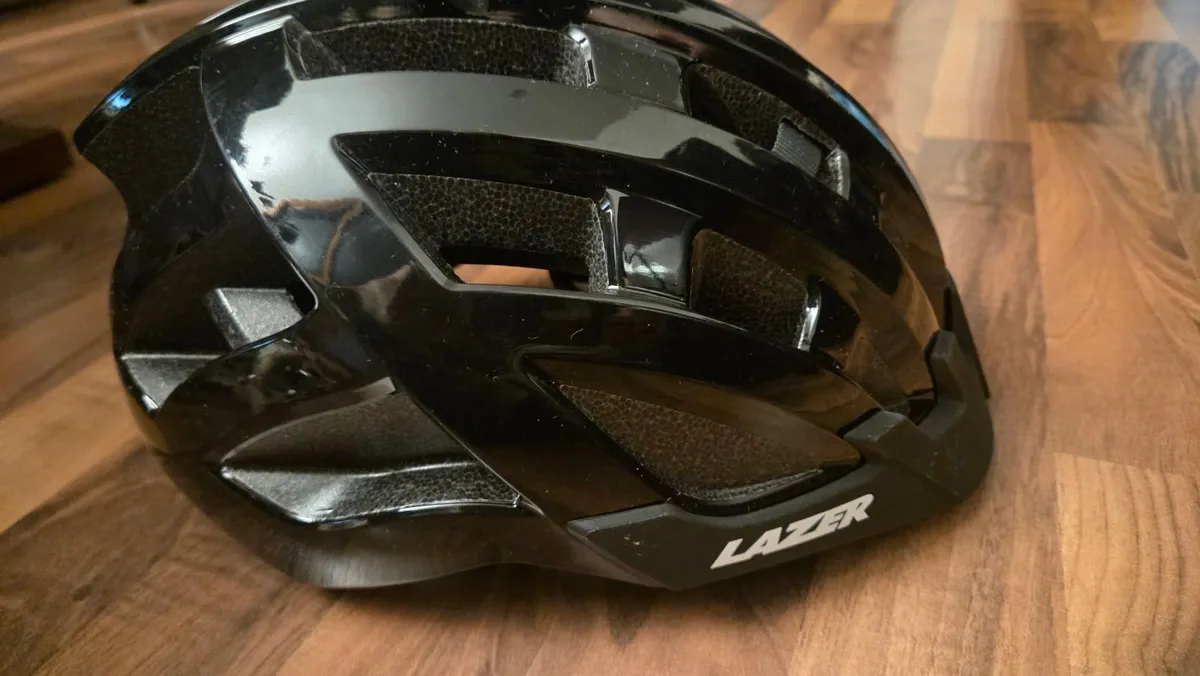 Lazer cycling helmet NEW - Image 1