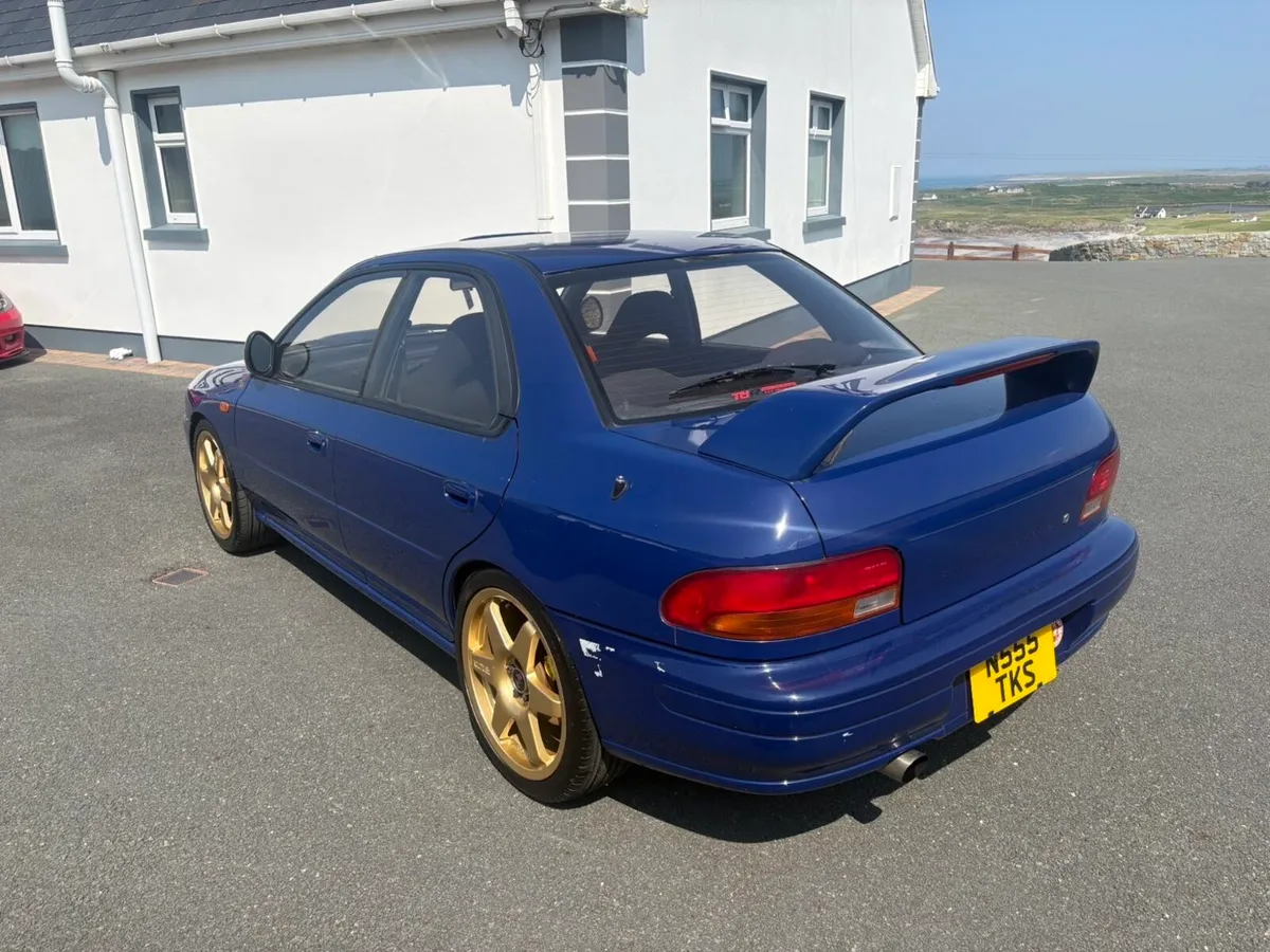 Subaru Impreza 555 STI Ver 2 - Image 4