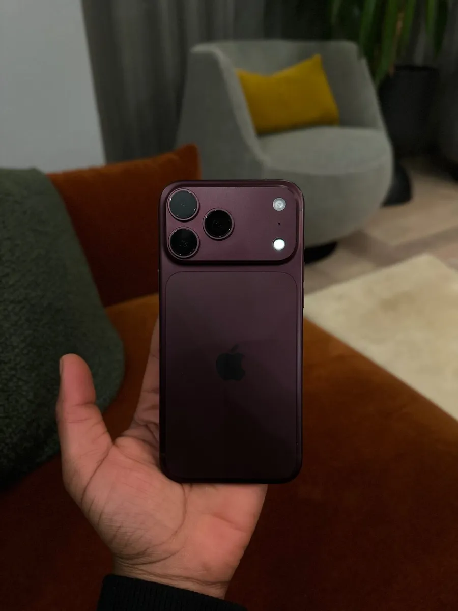 iPhone 18 pro max 512 GB Burgundy - Image 1