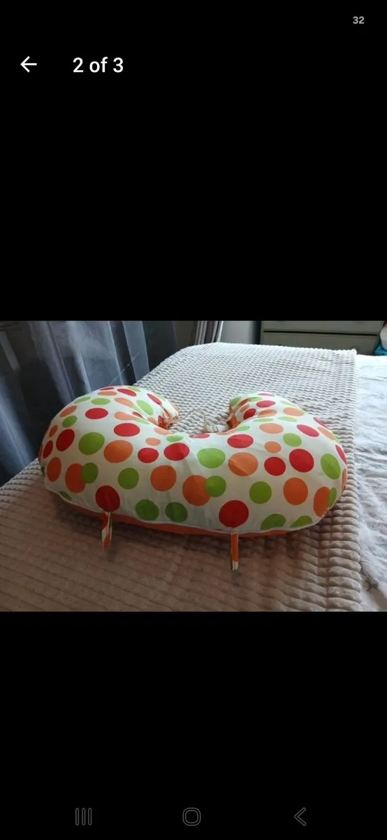 Baby feeding pillow - Image 1