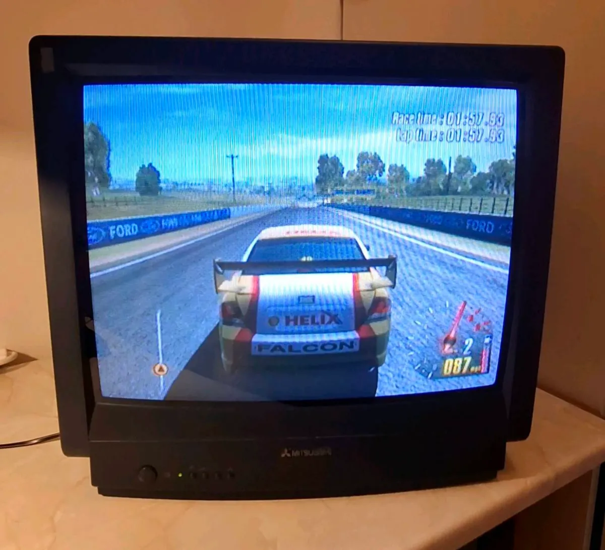 Mitsubishi 21" CRT TV - Image 2