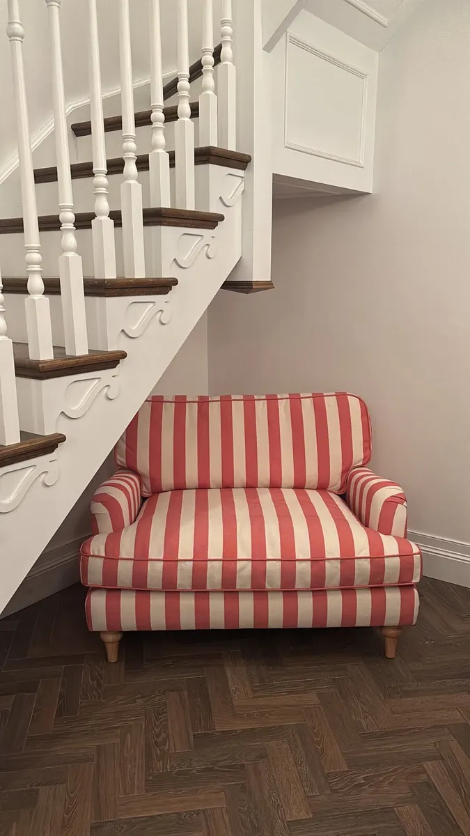 Armchair - Image 1