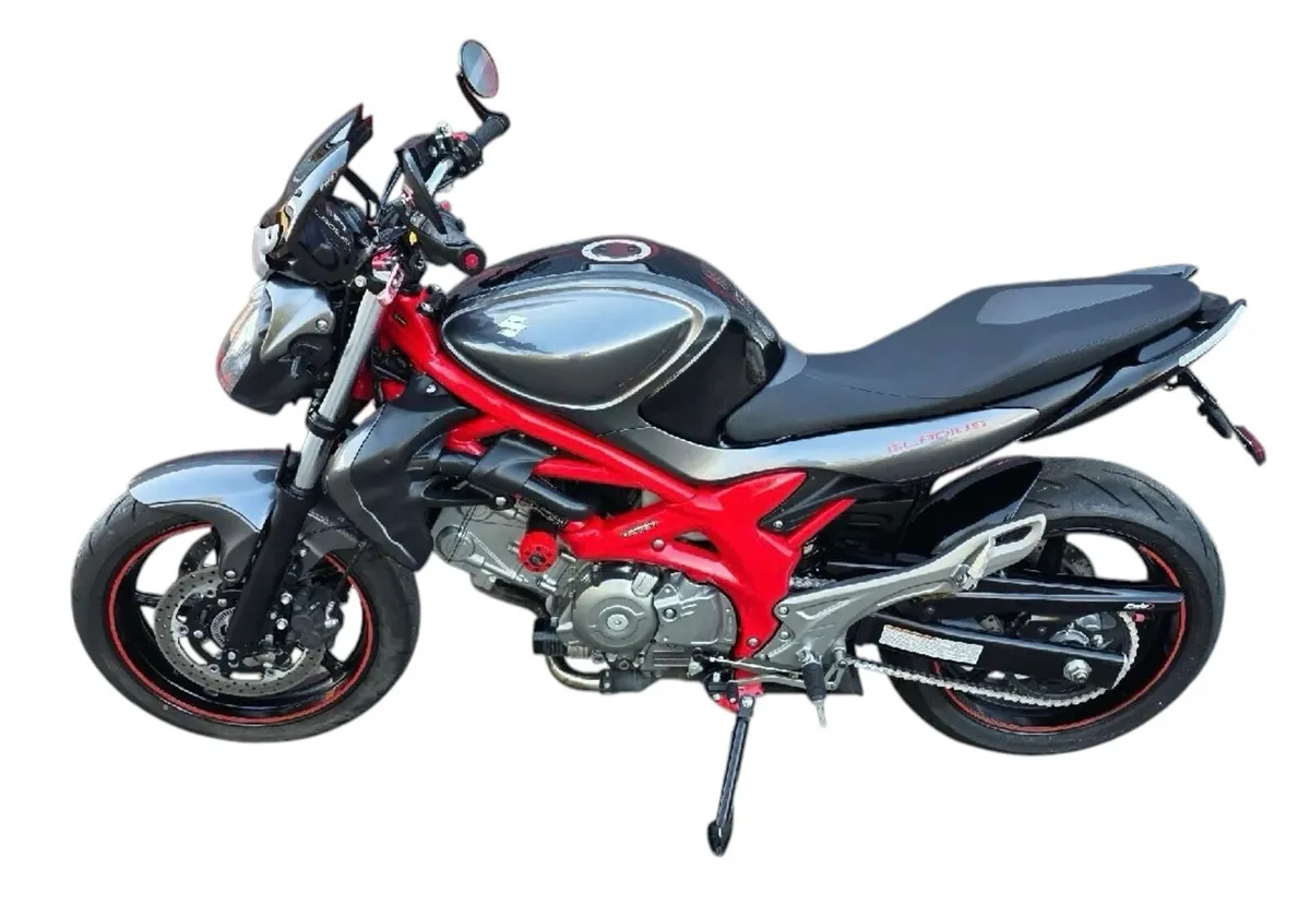 Suzuki Gladius 650 ABS - Image 4
