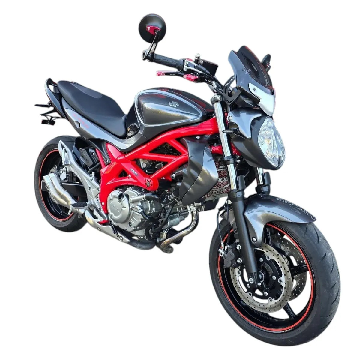 Suzuki Gladius 650 ABS - Image 2