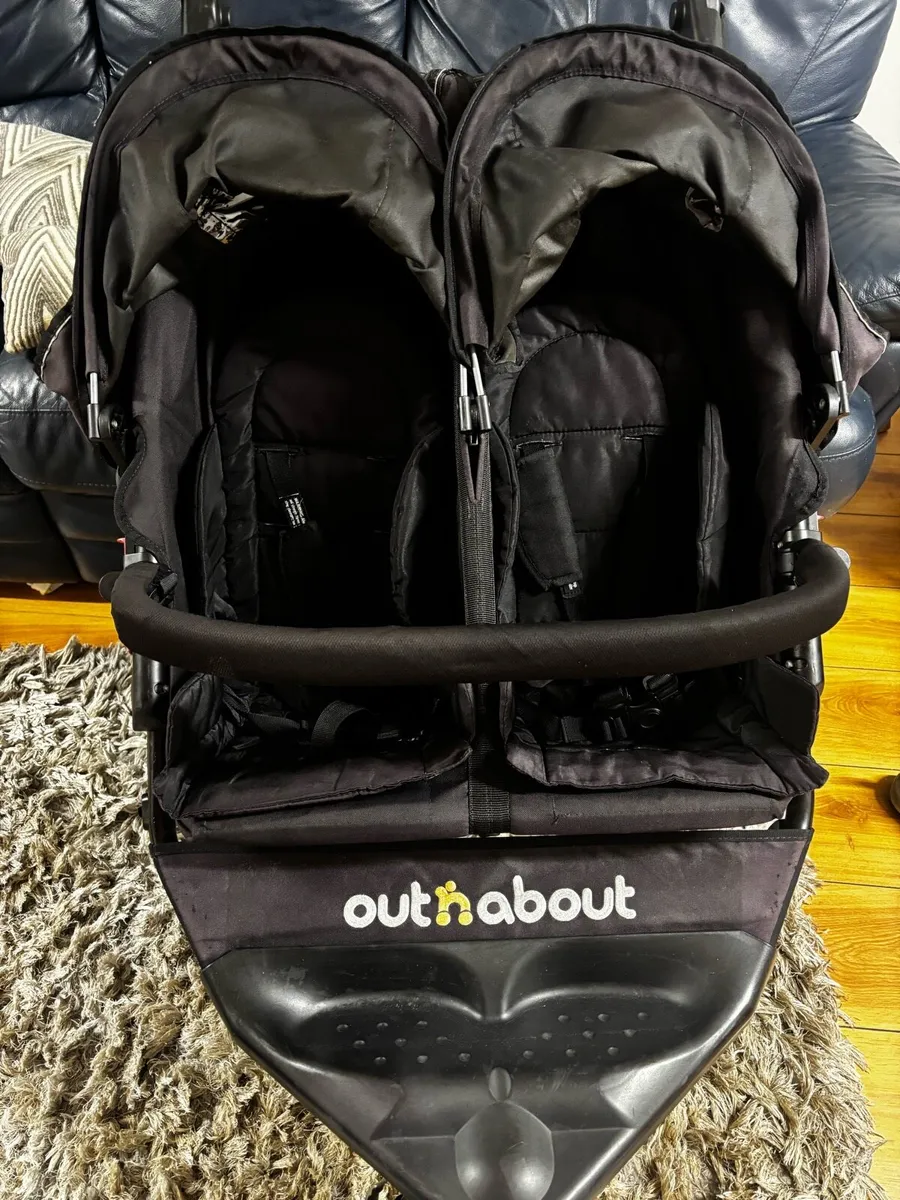 Out n about double v4 - Image 2
