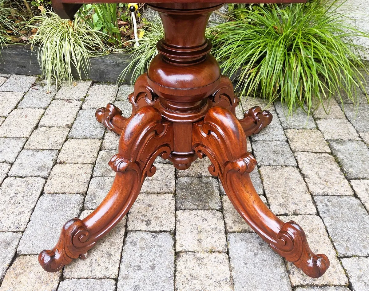Victorian Oval Dining Table- Circa 1860 - Image 3