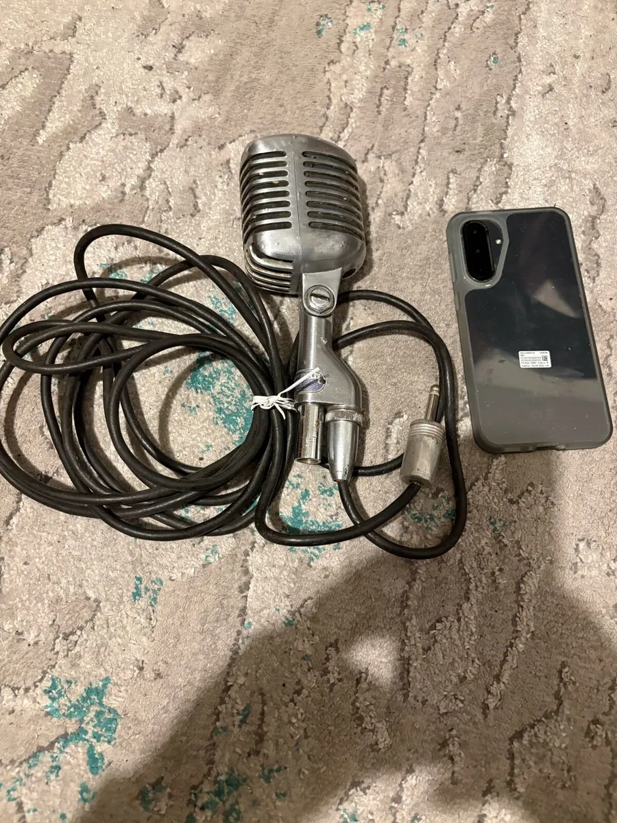 Vintage 555 Unidyne dynamic microphone (Elvis) - Image 1