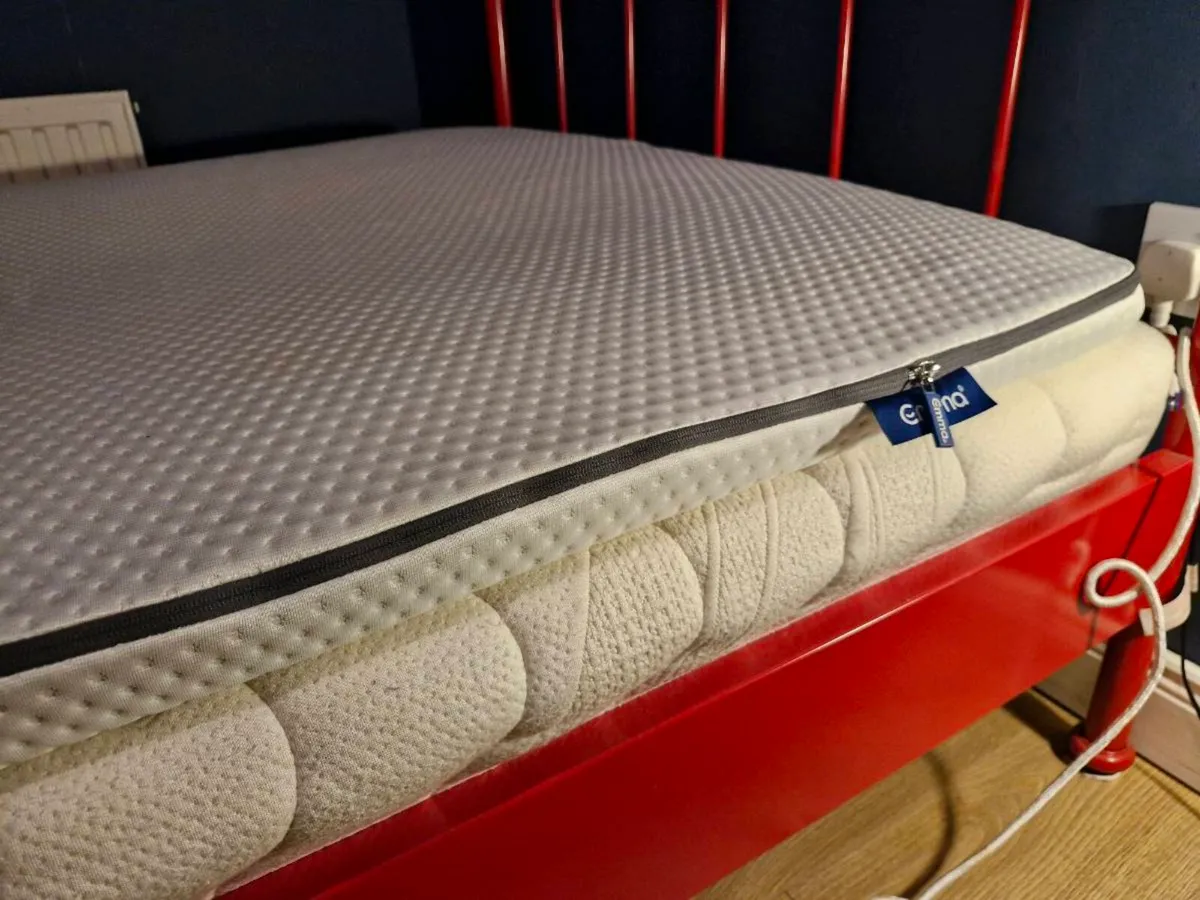 Vipack Small Double bed with mattress & topper. - Image 2