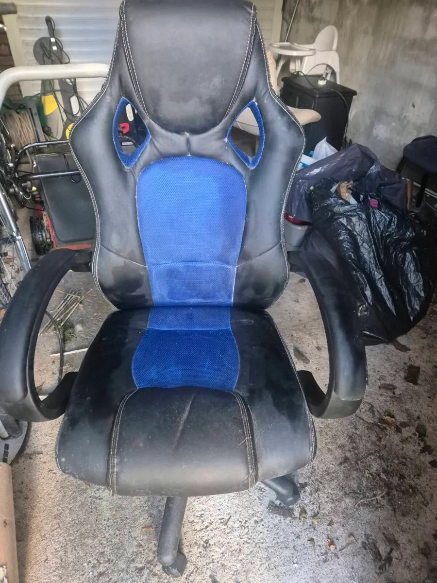 Gaming chair - Image 3