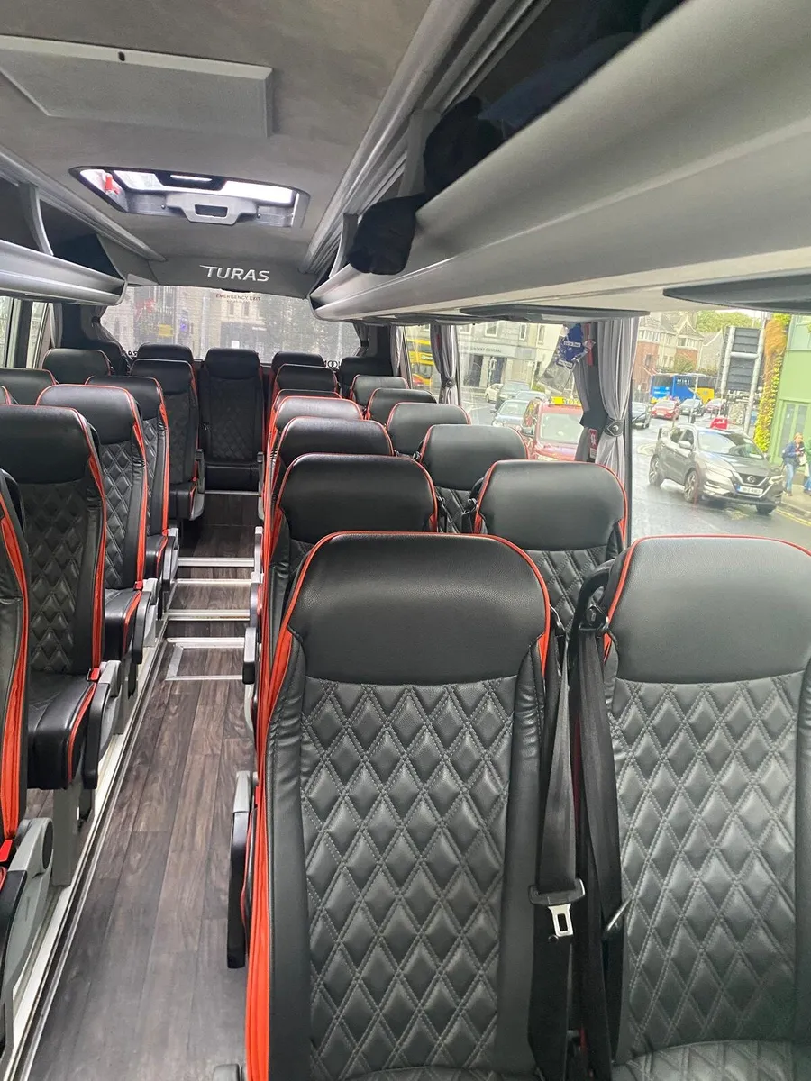 Iveco Turas 700S 29 seater - Image 4