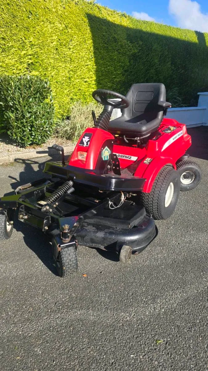 Massey Ferguson 50"; Zero turn - Image 4