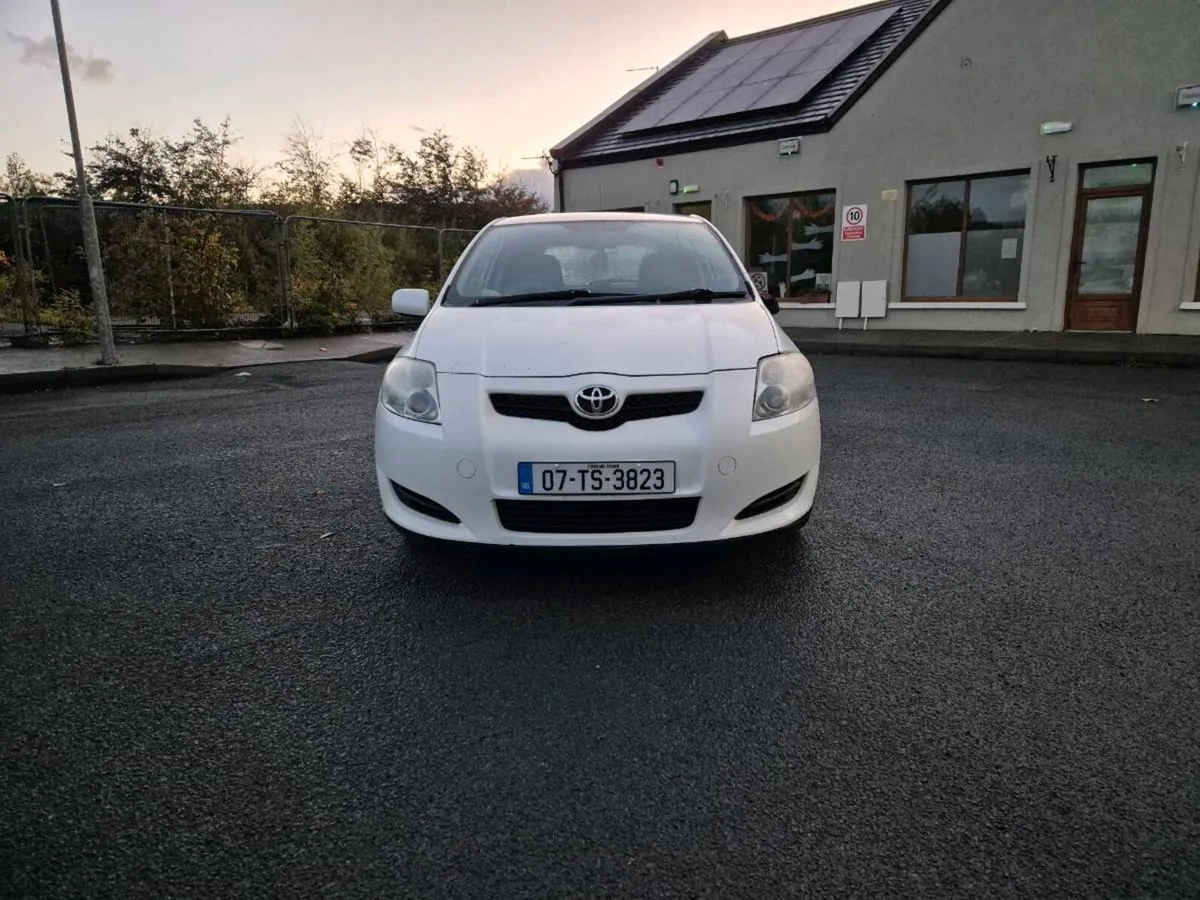 Toyota Auris diesel van .d4d  2007 - Image 1