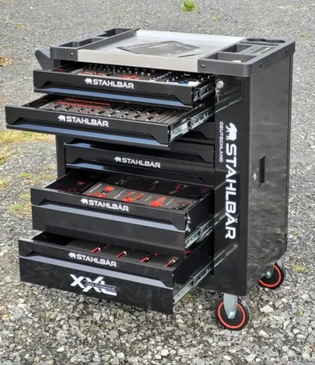 7 drawer tool box with tools - Image 2