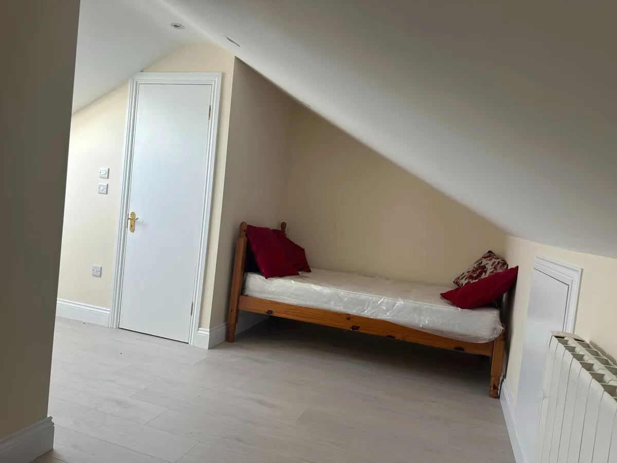Single Bed - Pine - Image 1