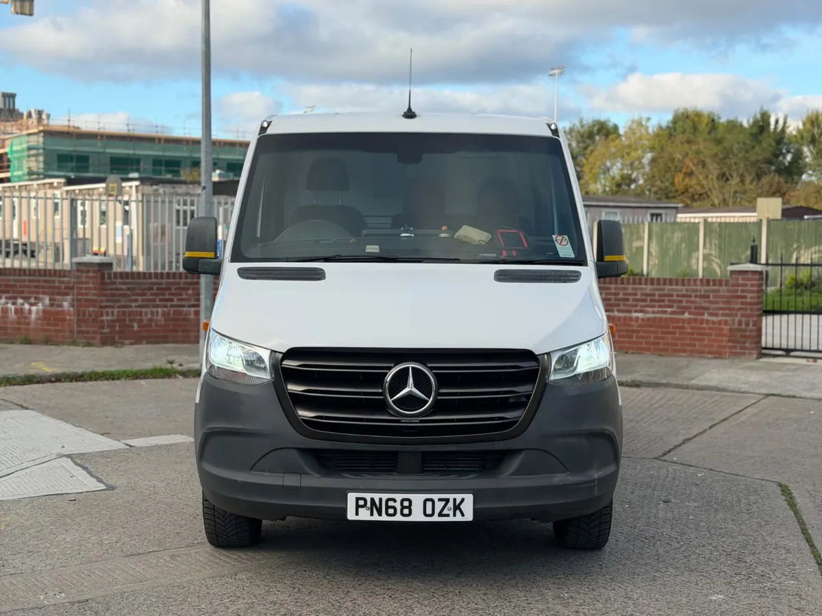 Mercedes-Benz Sprinter 2018 - Image 2
