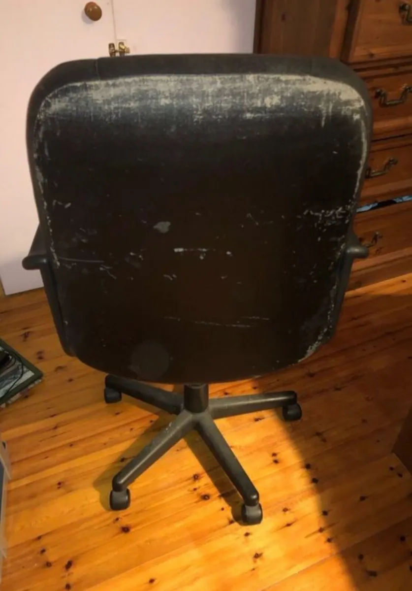 Office chair - Image 3