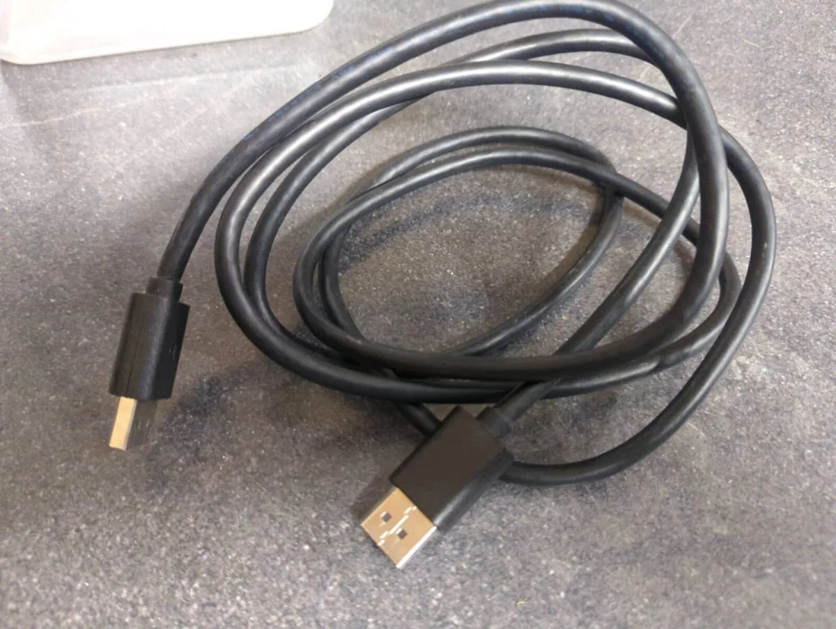 Displayport Cable - Image 3