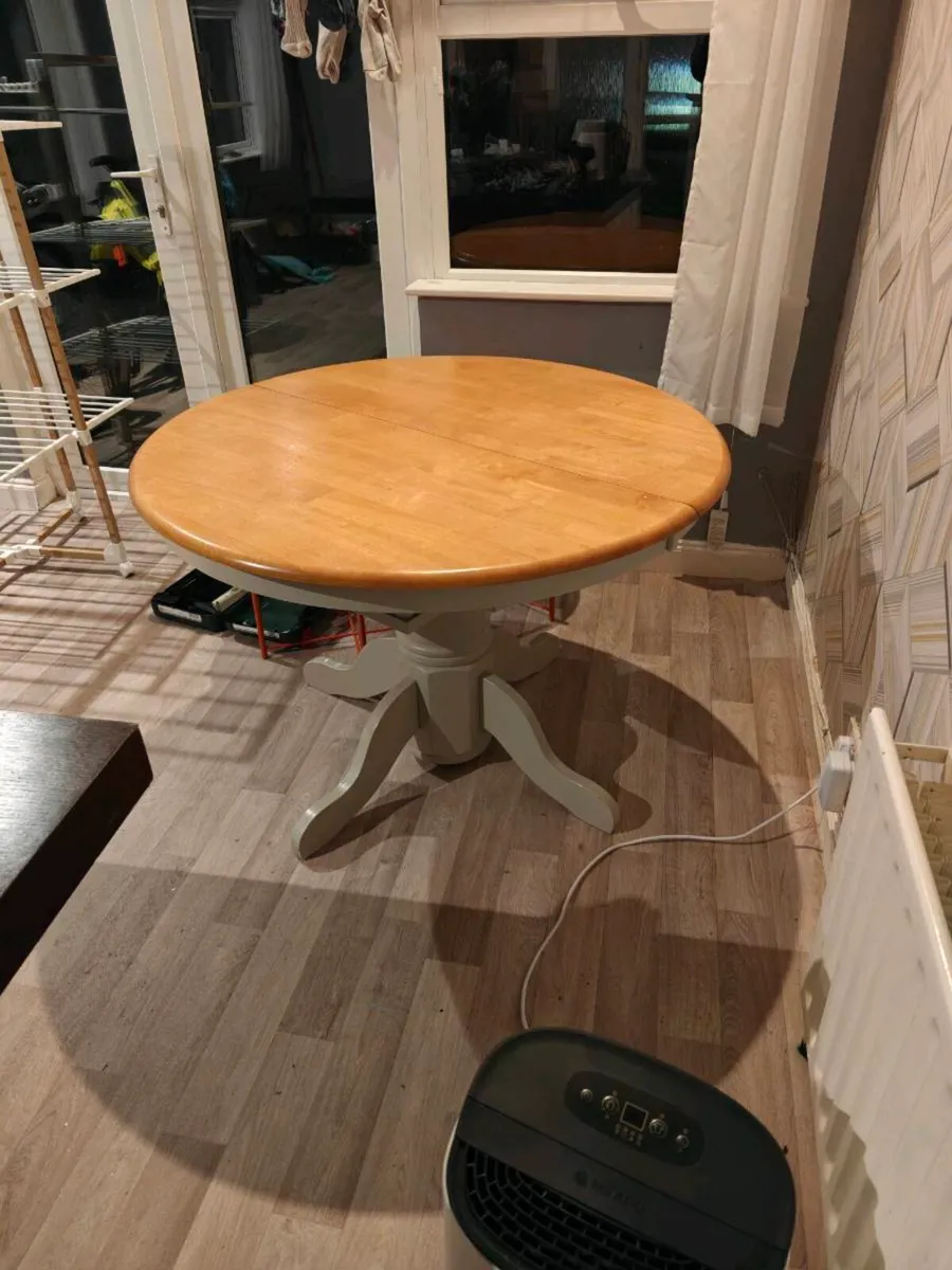Extendable Circular Dining Table - Image 2
