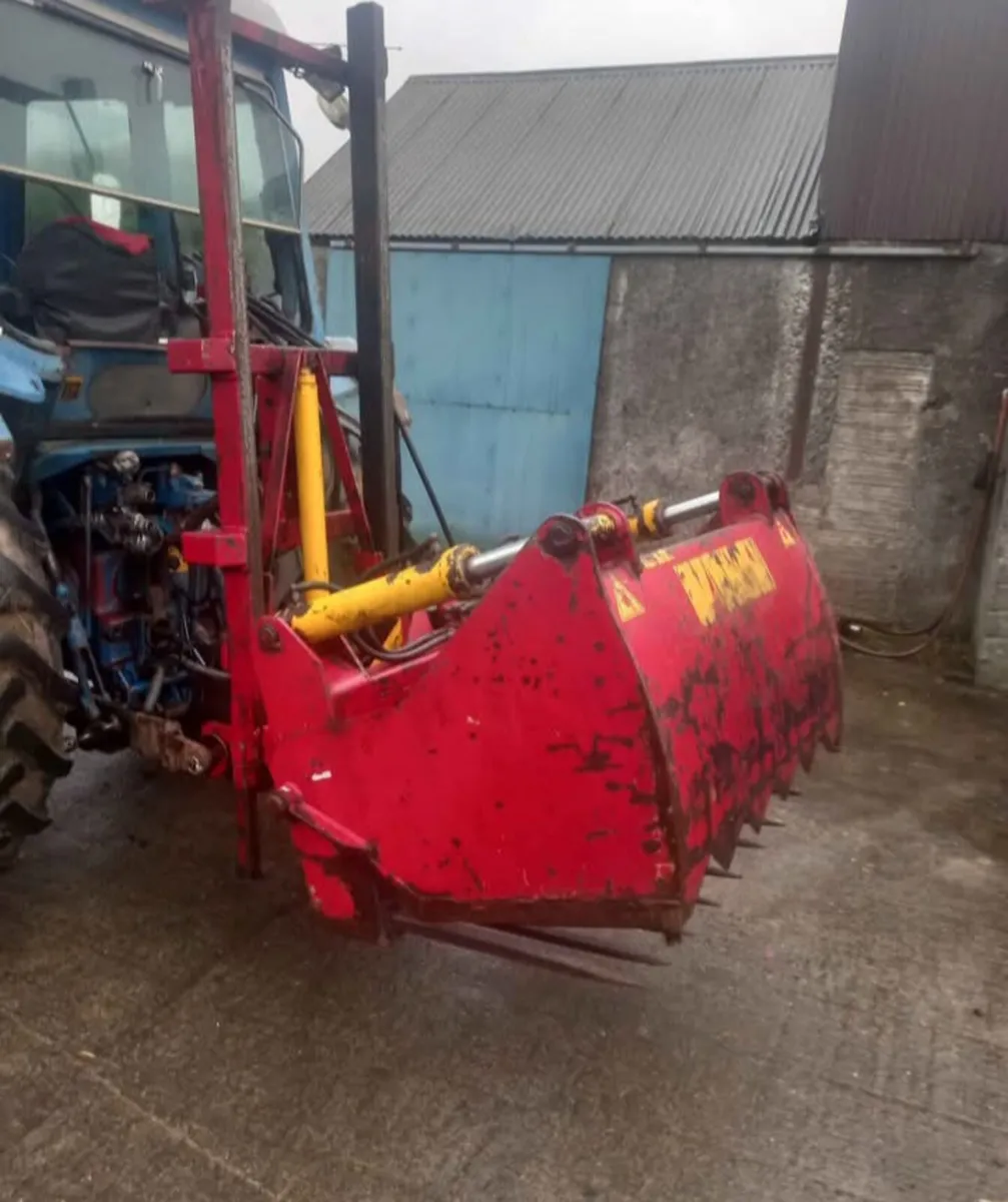 Silage shear grab. Block cutter for sale in Armagh for €1,050 on DoneDeal