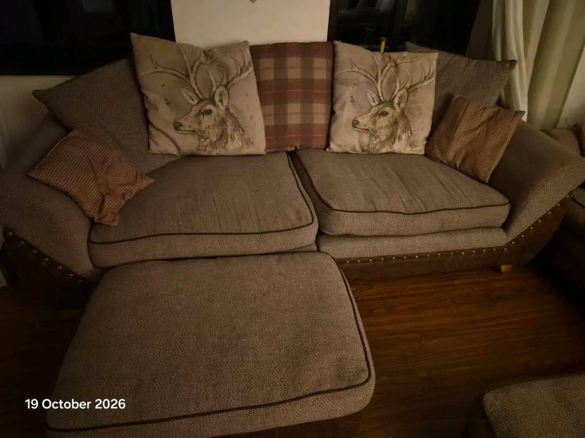Couch 4 & 3 seater - Image 2