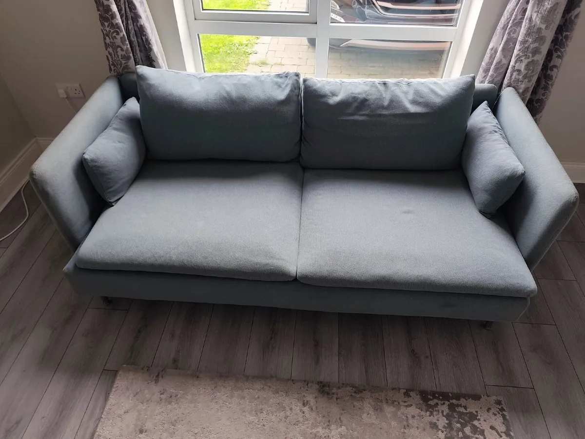 Couch for sale - Image 1