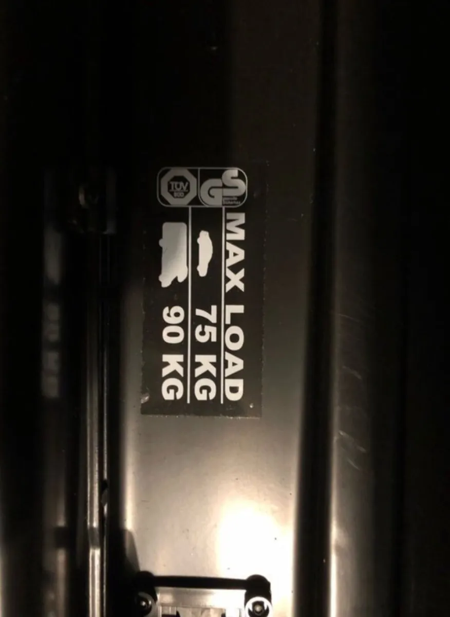 Farad Marlin 480L Roof Box - Image 4