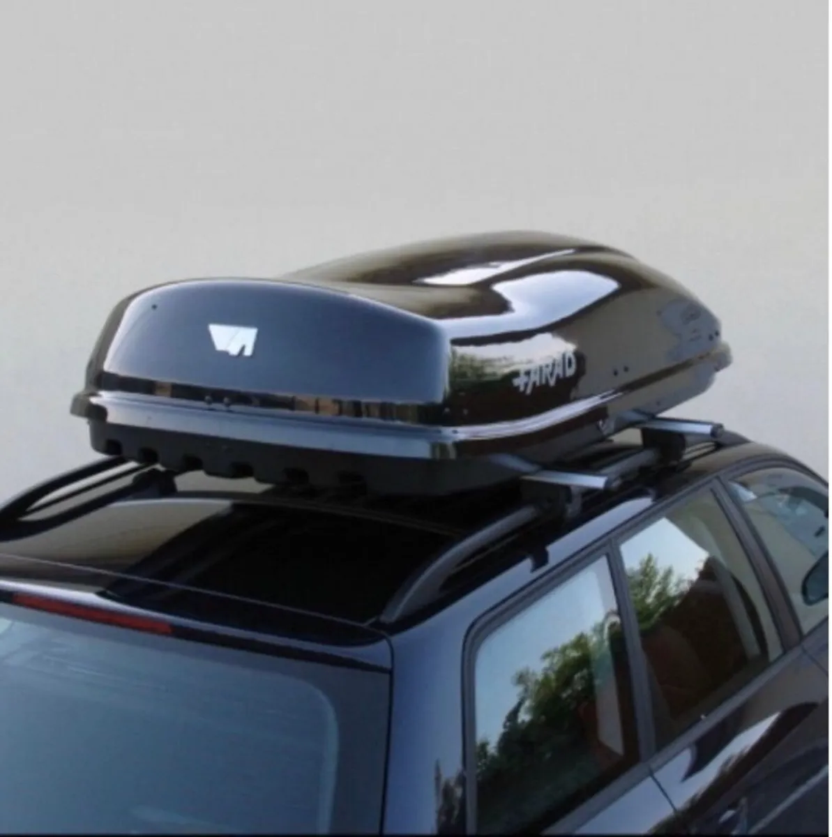 Farad Marlin 480L Roof Box - Image 1
