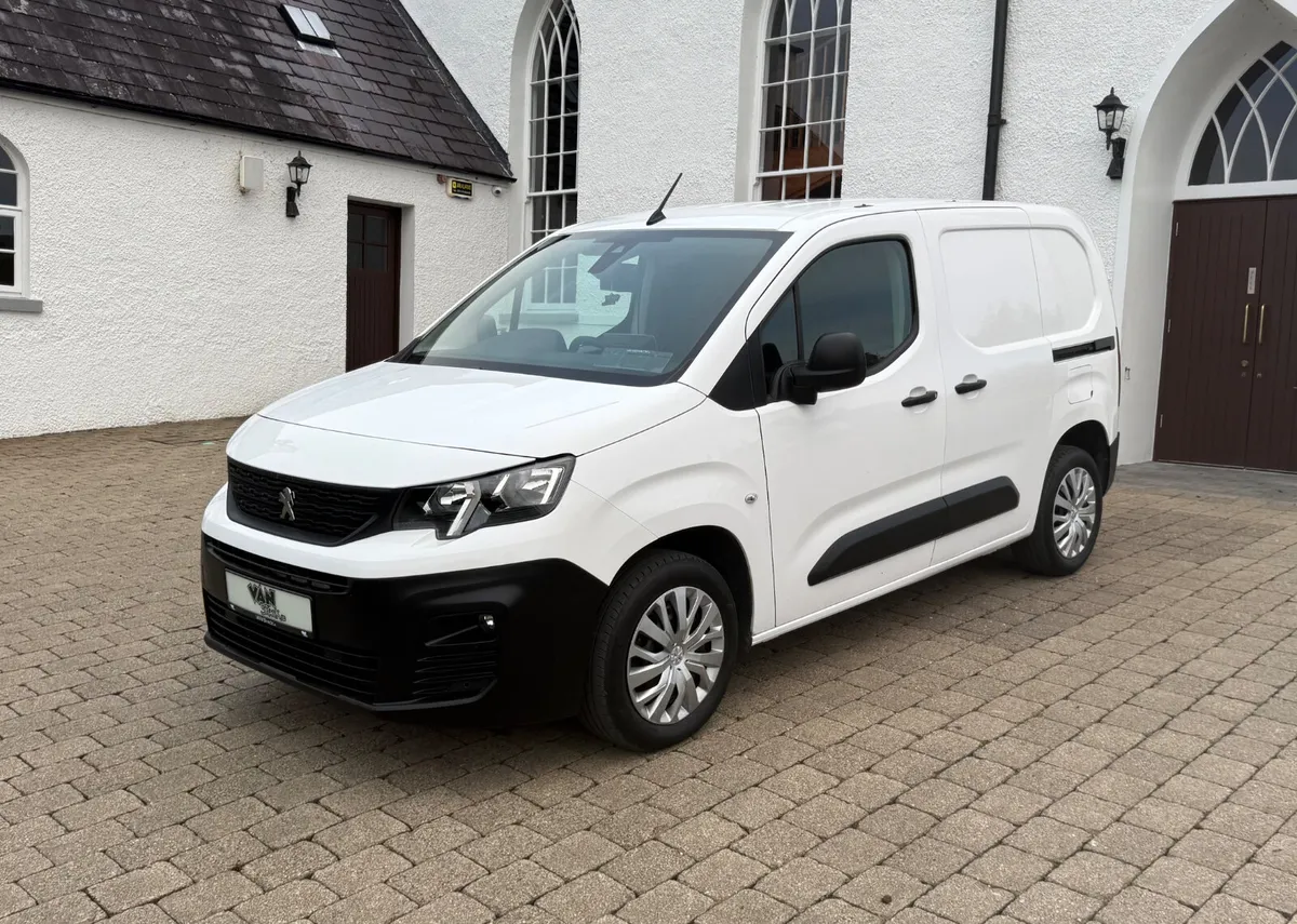 2021 (212Reg) Peugeot Partner Professional Plus - Image 3