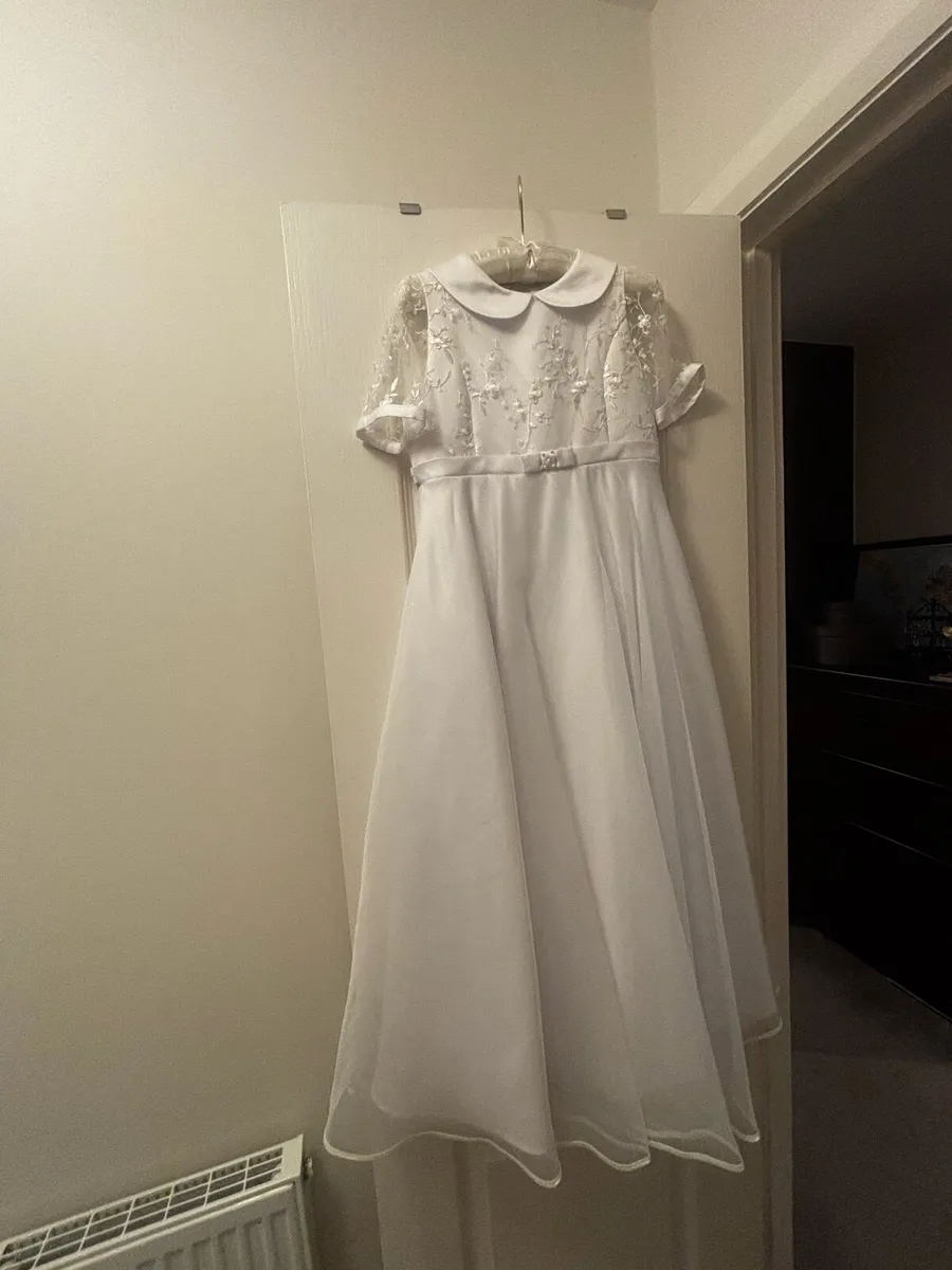 Communion dress with accessories - Image 1