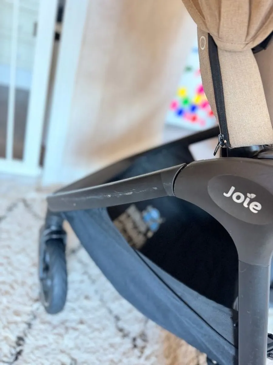 Joie Finiti Signature 4in1 travel system - Image 4