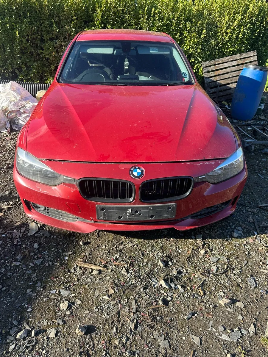 BMW 320 f30 for breaking - Image 2